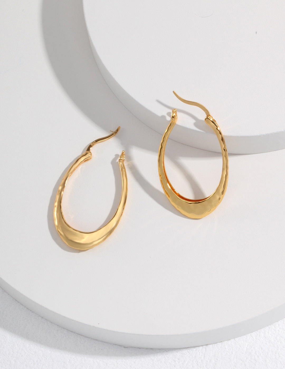 Wavy Hoops